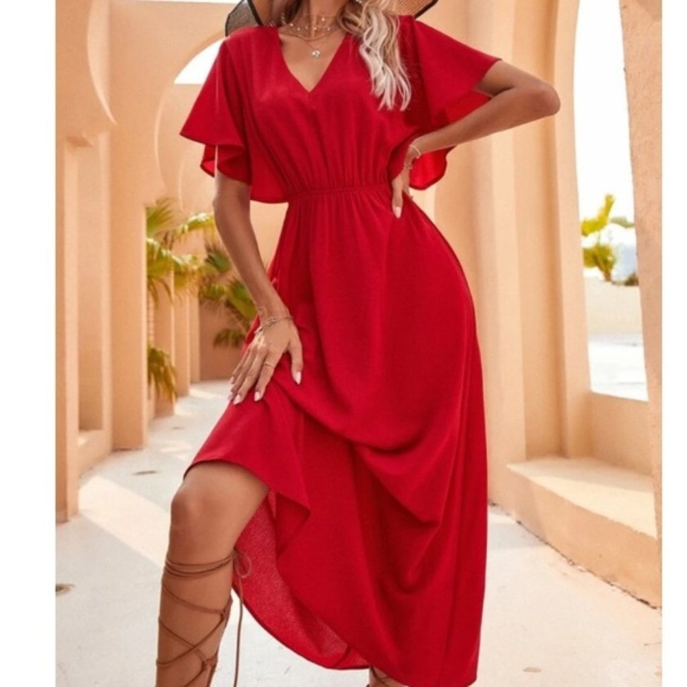 LADY IN RED Flutter Butterfly Sleeved Dress